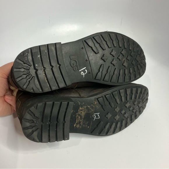 UGG Benson boot oiled leather shearling lined waterproof size 9.5 - Picture 6 of 9